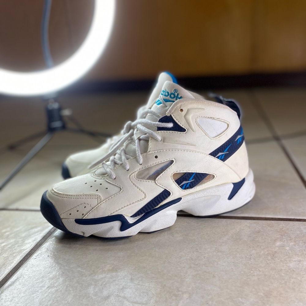 Vintage 1980’s Reebok VNDS like new condition basketball